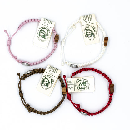 Pulseras de macramé Medugorje en varios colores
