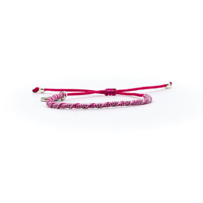 Pulsera popote San Benito con hilo de colores variados