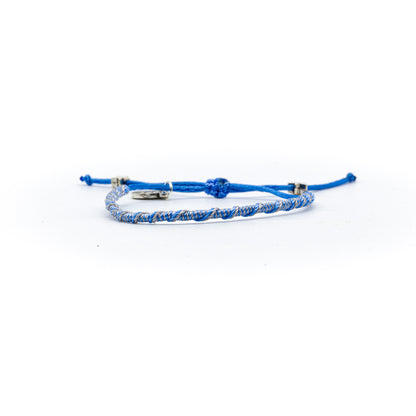 Pulsera popote San Benito con hilo de colores variados