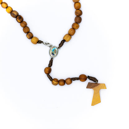 Rosario-collar cruz Tao, de Medugorje en madera de olivo