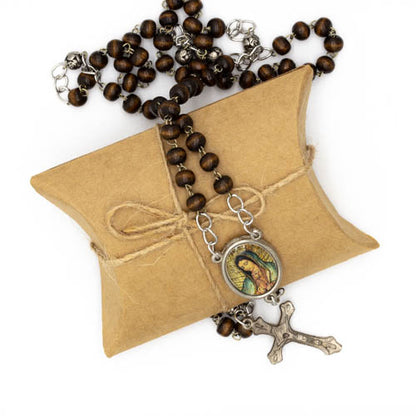Rosario con crucifijo de metal y Virgen de Guadalupe