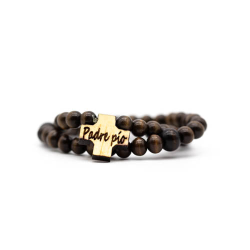 Rosario pulsera Padre Pío con reliquia color café obscuro